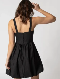 Short Puffed Dress