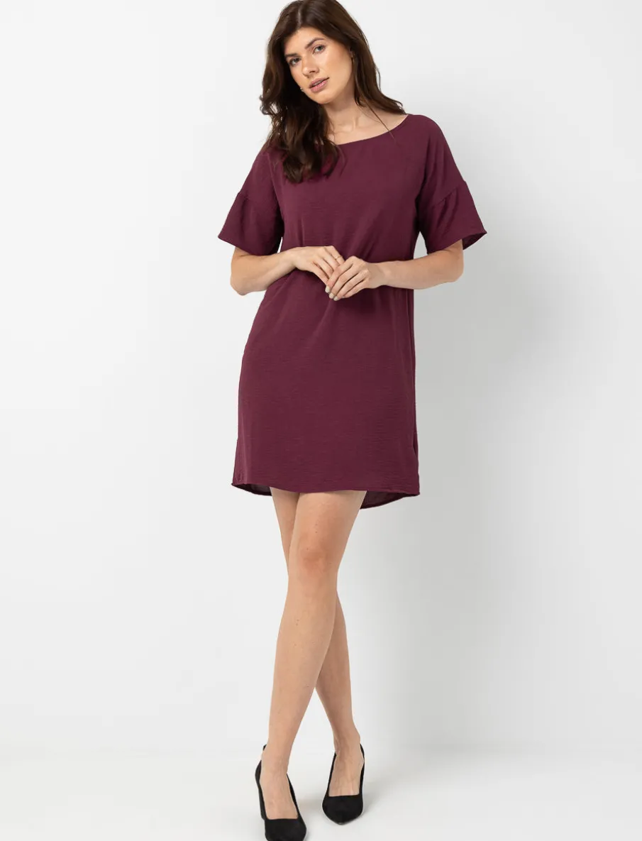 Short-sleeve Flowing Dress