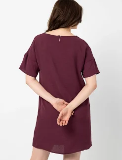 Short-sleeve Flowing Dress