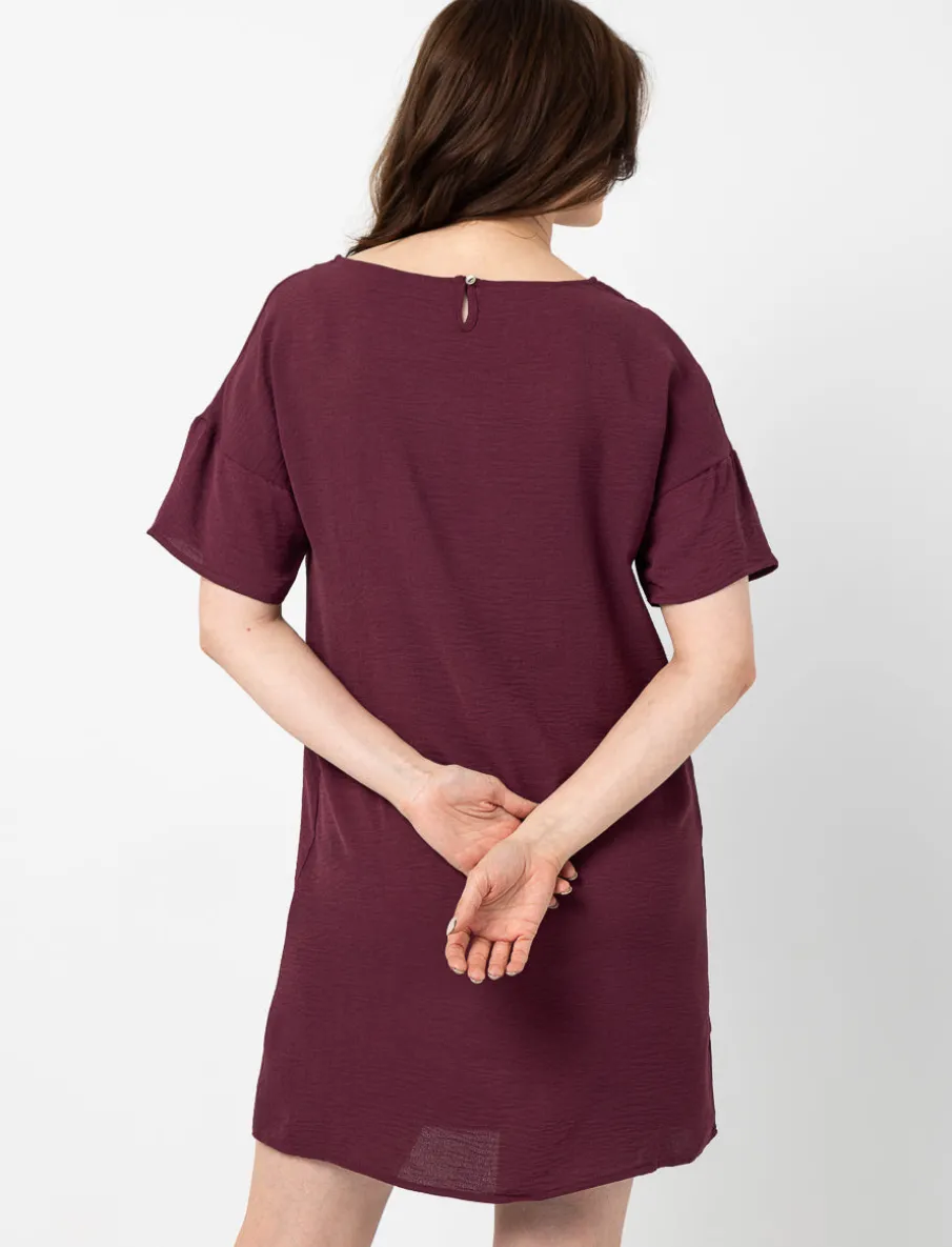 Short-sleeve Flowing Dress