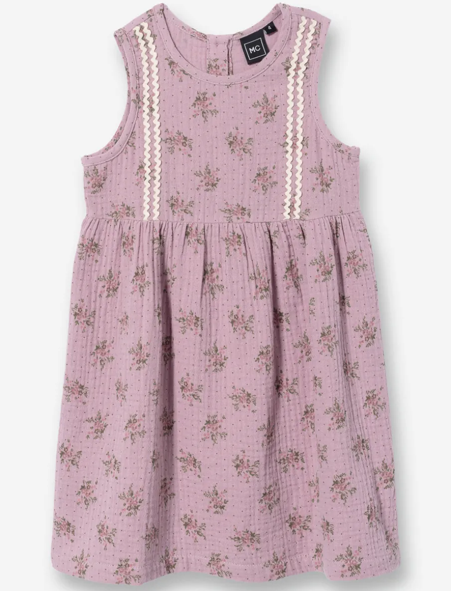 Sleeveless Round-neck Dress