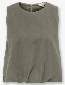Sleeveless T-Shirt