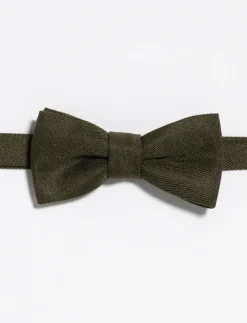 Solid Bow Tie