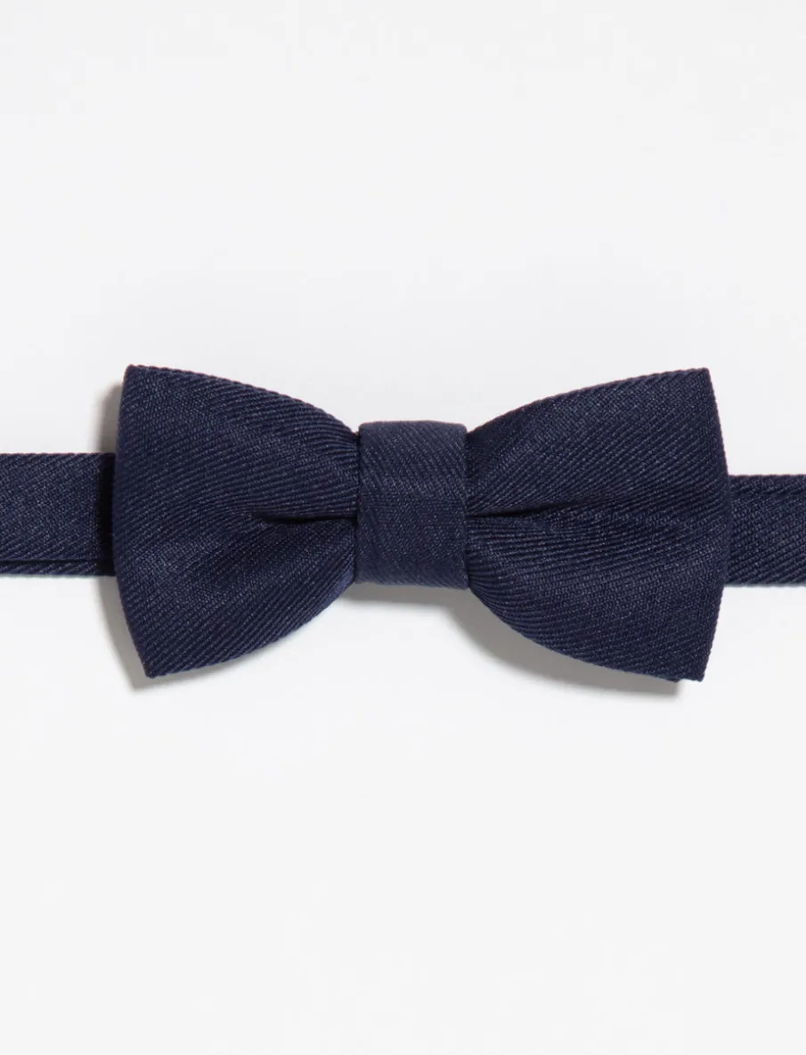 Solid Bow Tie