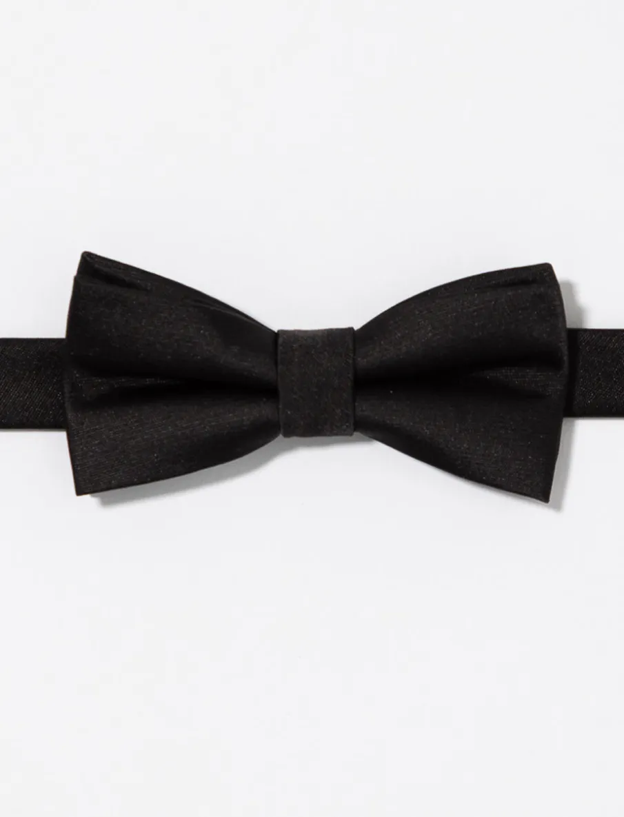 Solid Bow Tie