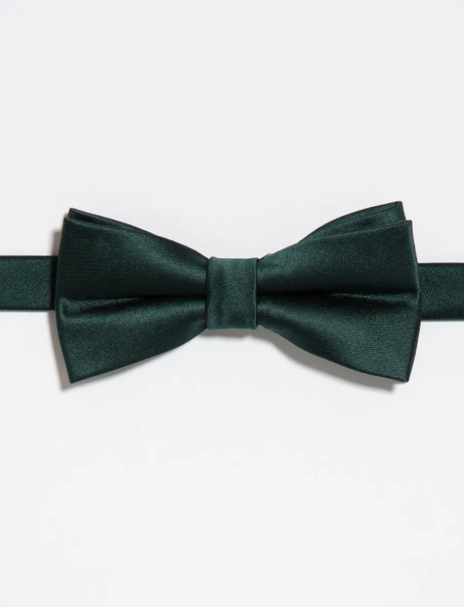 Solid Bow Tie