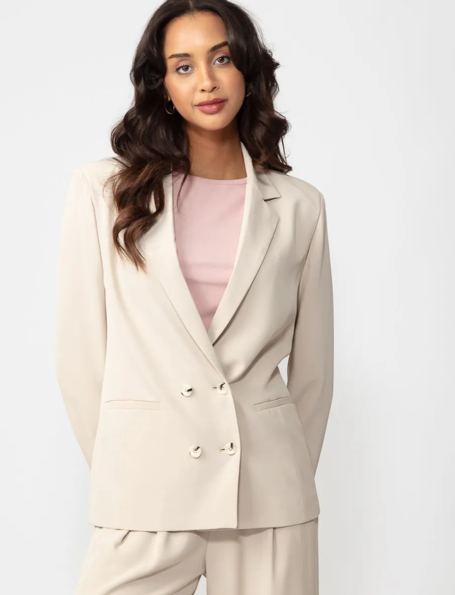 Solid Buttoned Blazer
