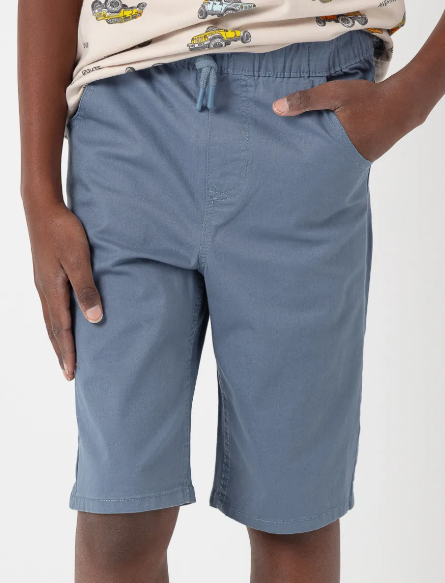 Solid Elastic Waist Shorts