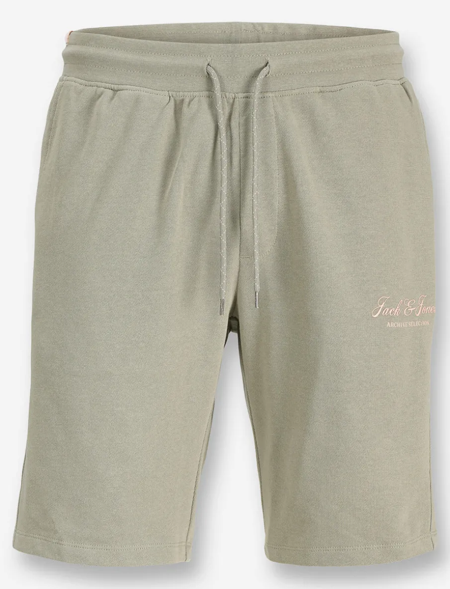 Solid Elastic-waist Shorts