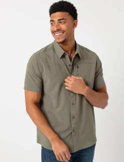Solid Short-sleeve Shirt
