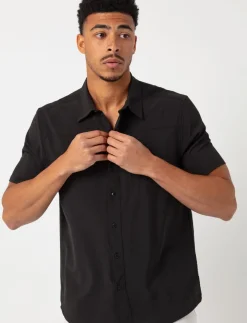 Solid Short-sleeve Shirt
