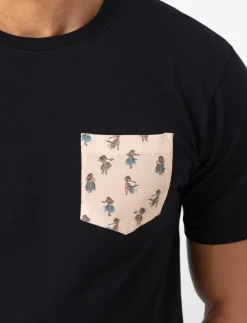 Solid T-shirt with Graphic Pocket
