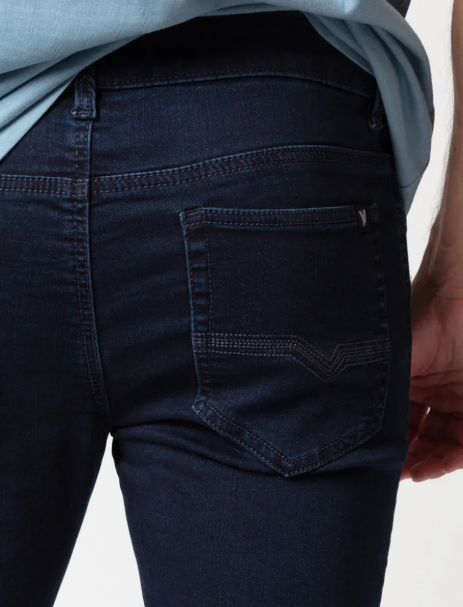 Straight Jeans