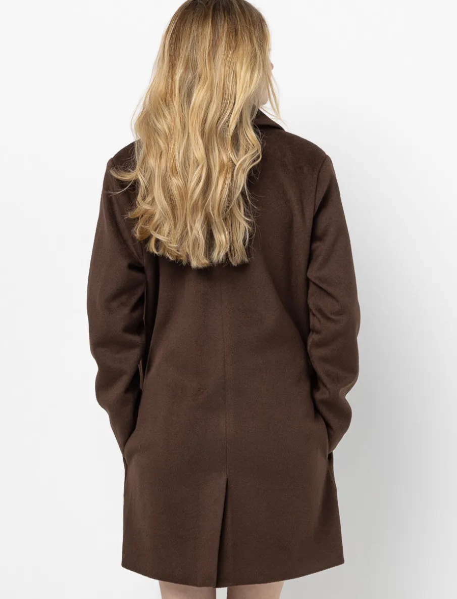Straight-cut Coat with Notched Collar