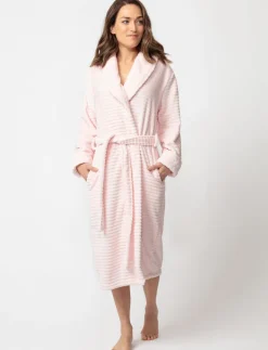 Textured Plush Bathrobe