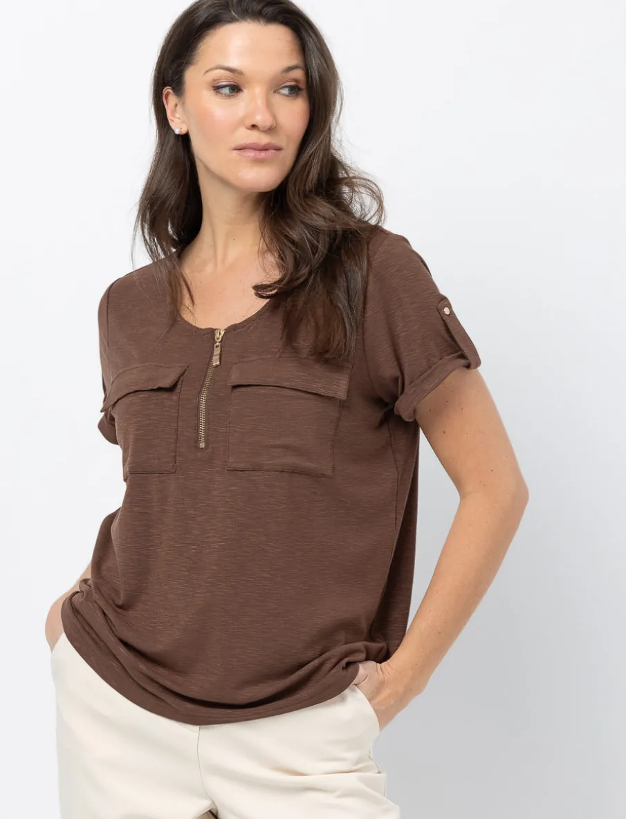 T-shirt with Zipper