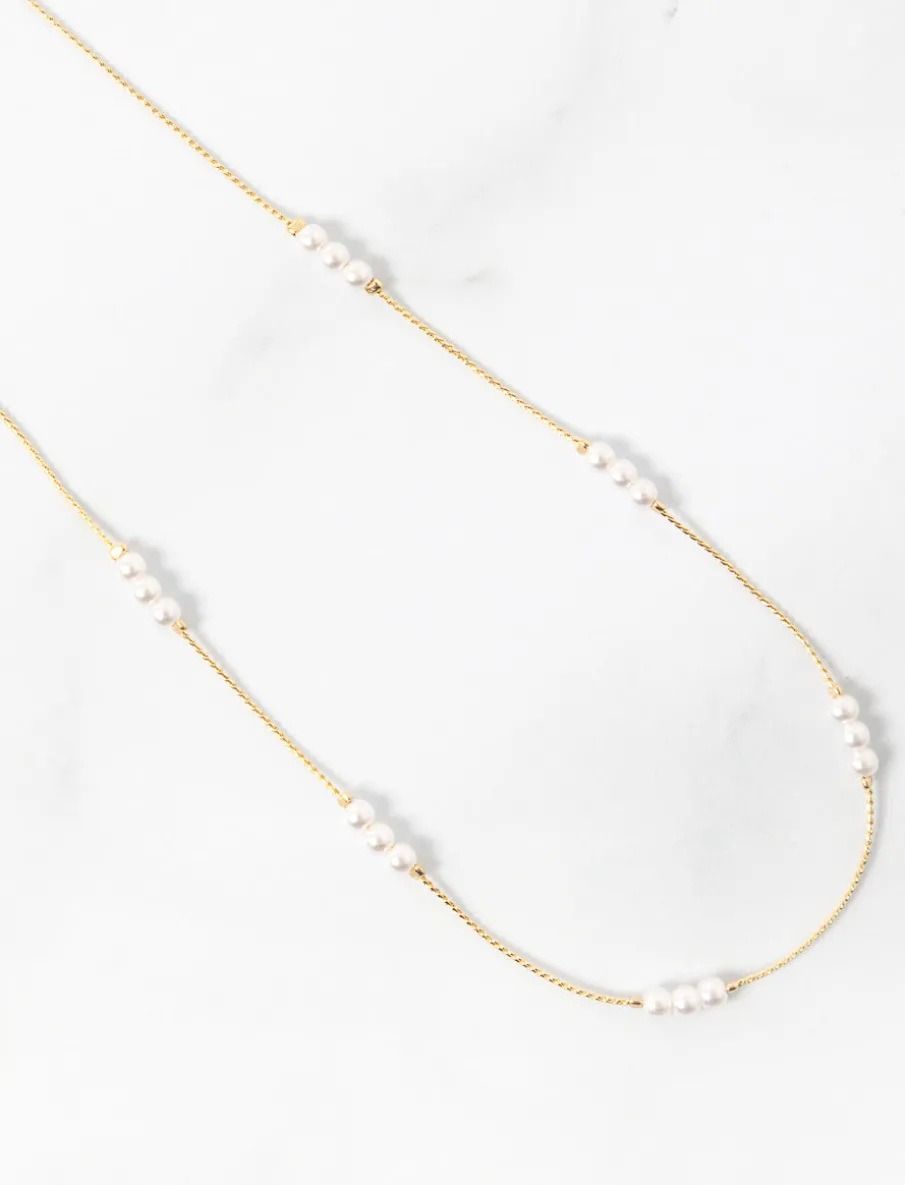 Twisted Chain Necklace with Pearls