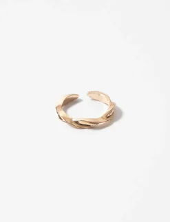 Twisted Ring