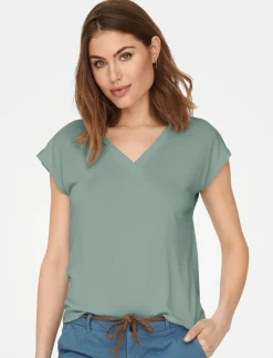 V-neck T-shirt