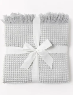 Waffle-textured Throw