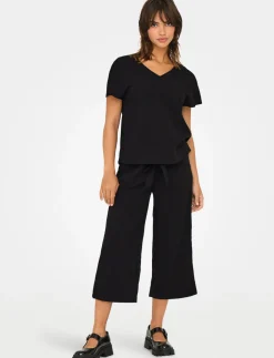 Wide-leg Capris with Belt
