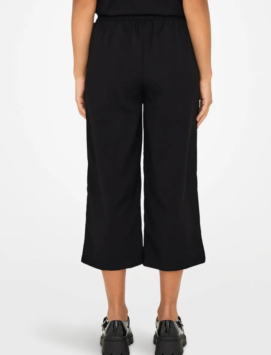 Wide-leg Capris with Belt