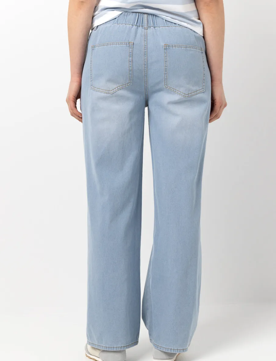 Wide-leg Jeans