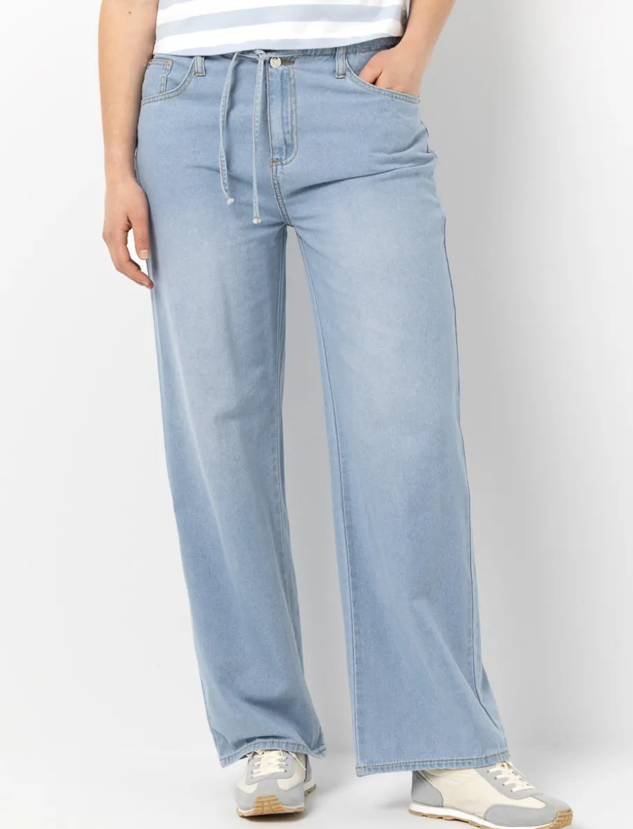 Wide-leg Jeans