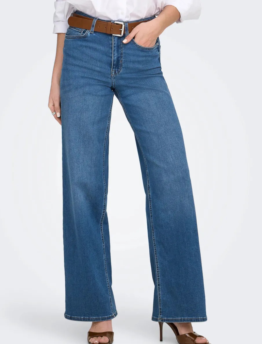 Wide-leg Jeans