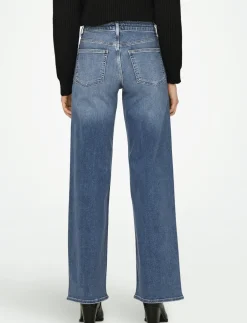 Wide-leg Jeans