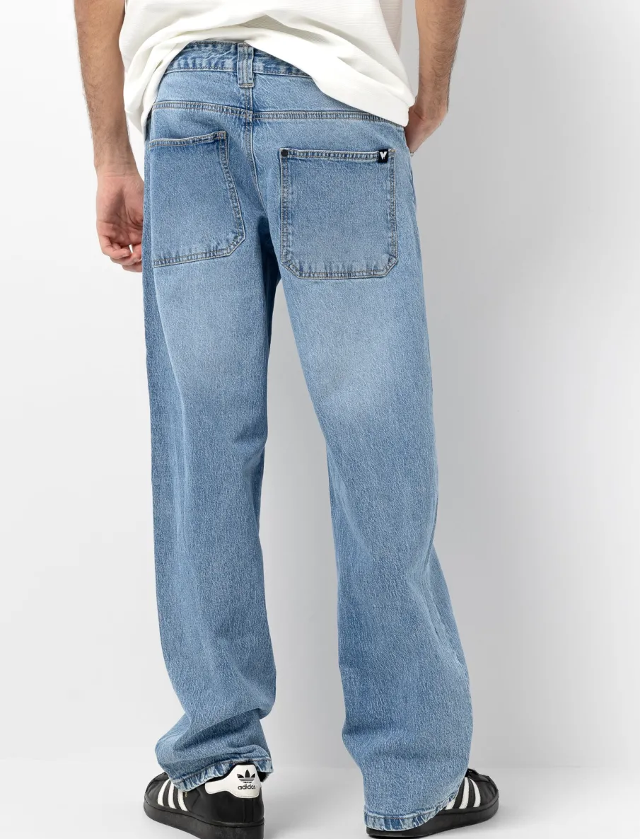 Wide-leg Jeans