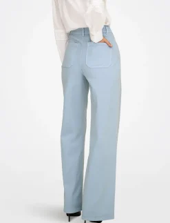 Wide-Leg Jeans