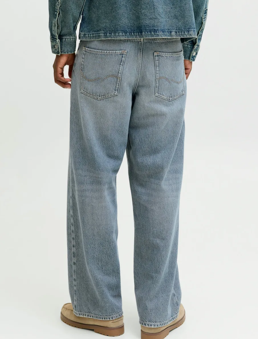 Wide-leg Regular-rise Jeans