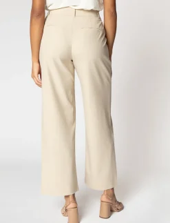 Wide-leg Regular-rise Pants