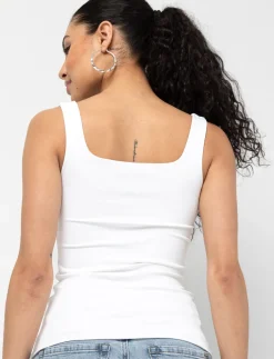 Wide-strap Tank Top